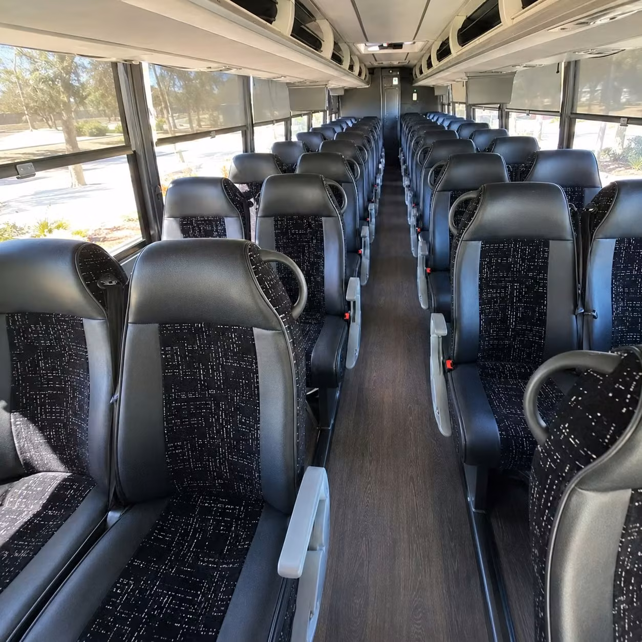 it makes sense to use a charter bus for tyler veterans events and memorial services