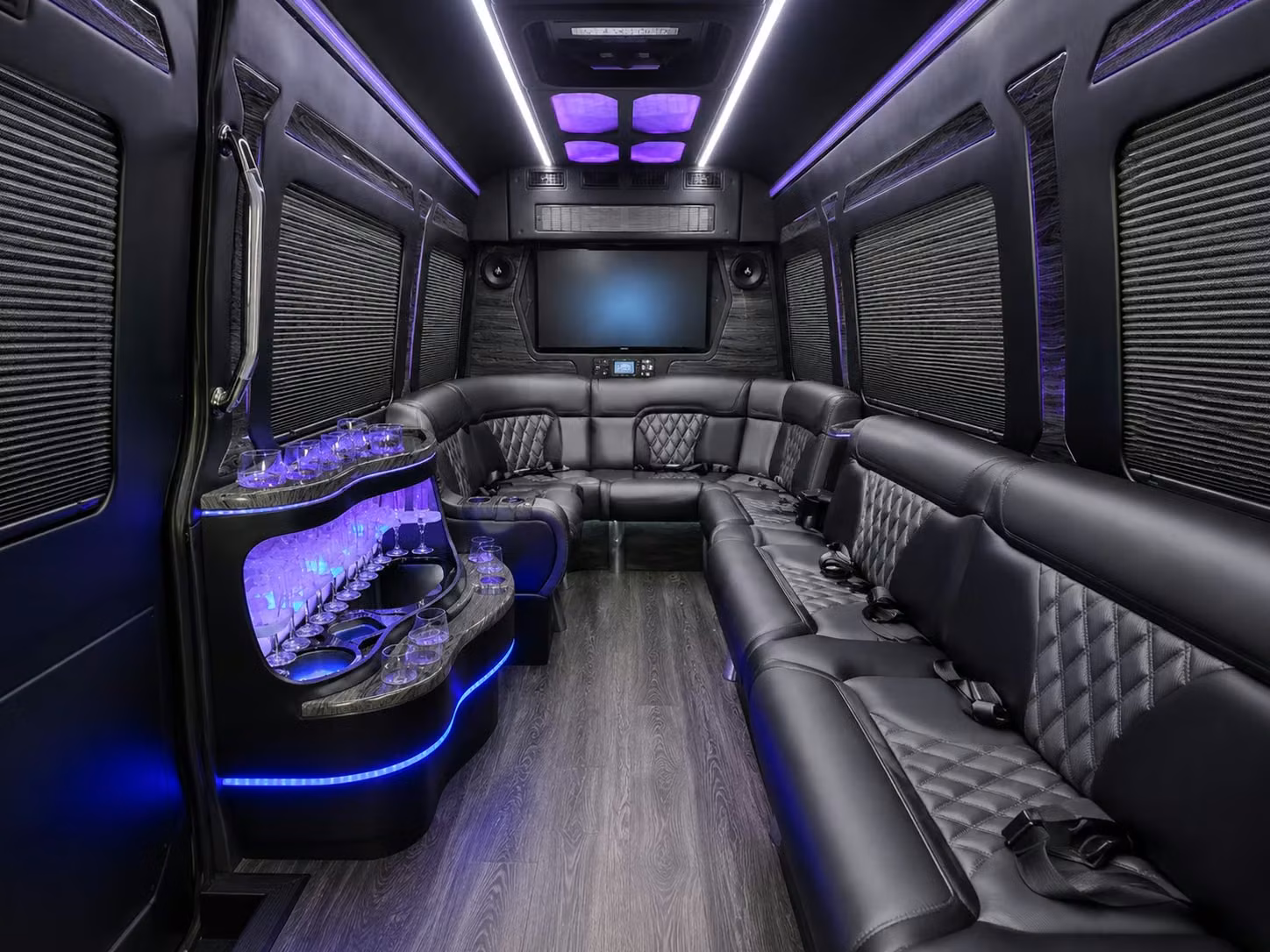 multi day bus rentals out of tyler texas for church groups schools and sports teams