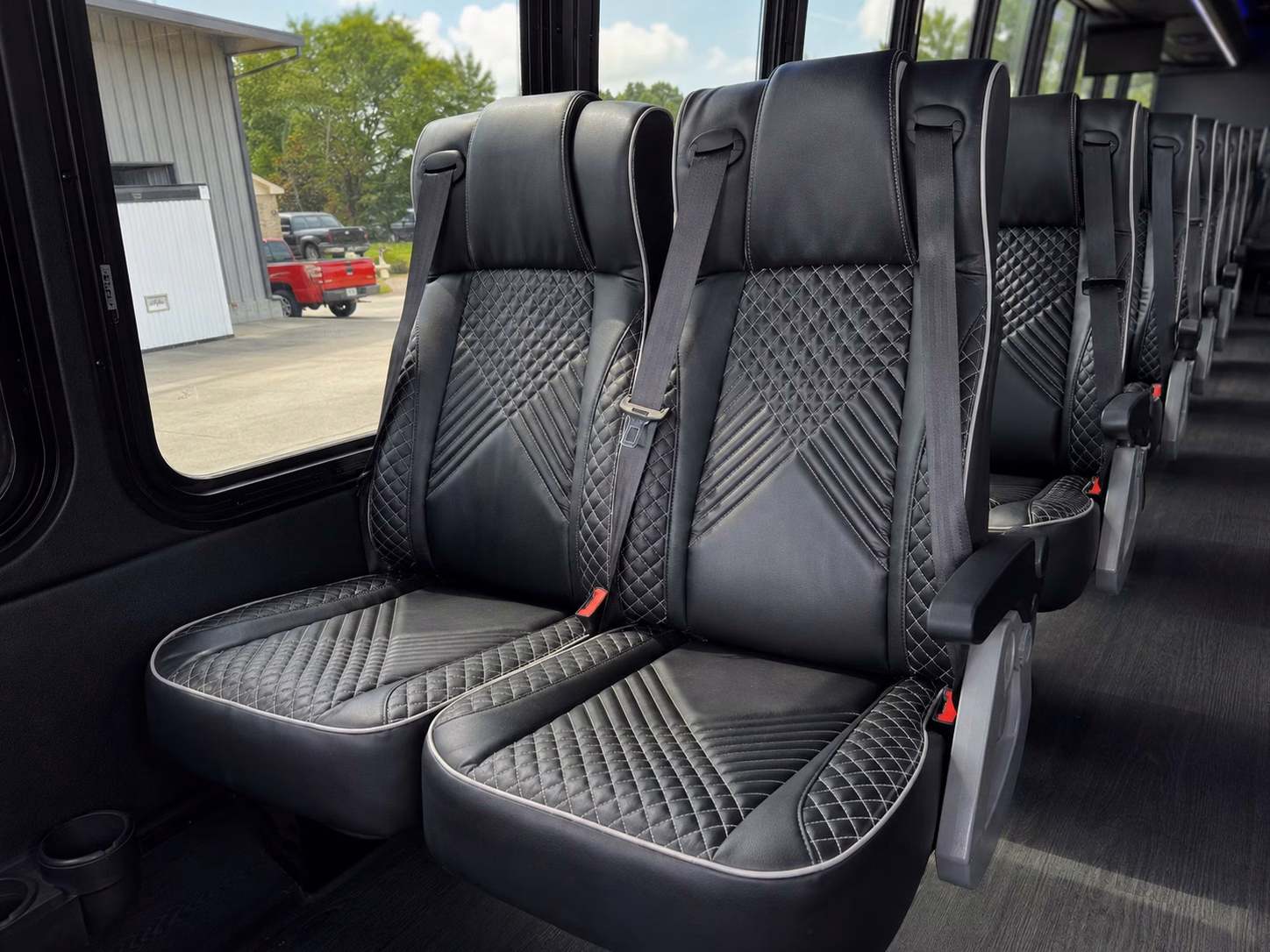 prom homecoming transportation services in tyler