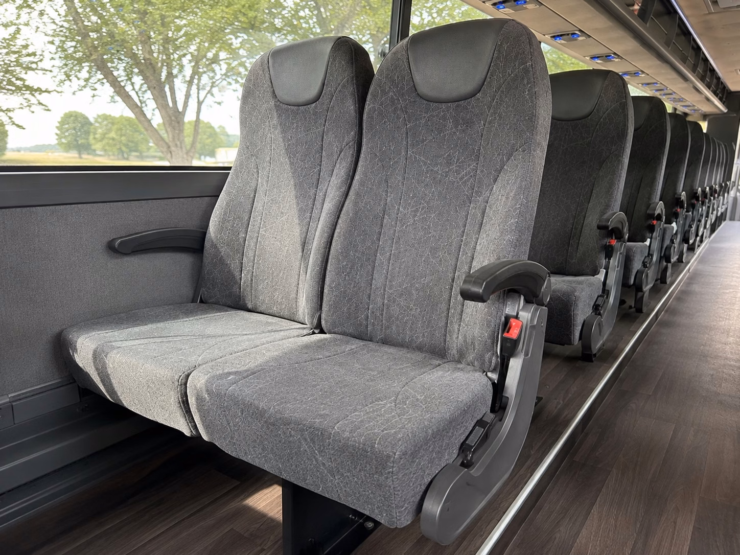 shuttle your guests between tyler wedding venues without the parking headache